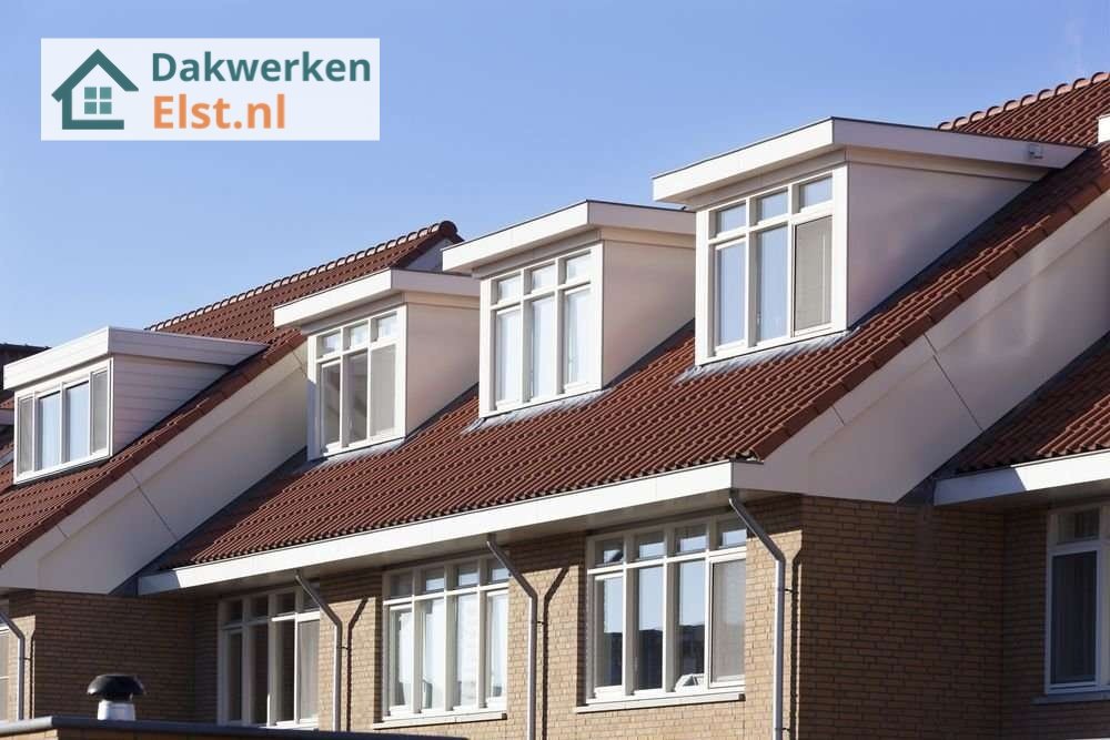 Hellend-dak-met-dakkapellen Hellend dak met dakkapellen