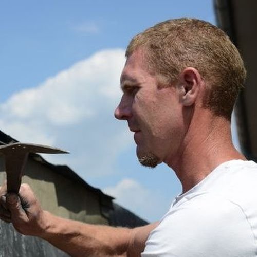 Zijkant-bekleden-met-shingles Dakdekker Elst met nokvorsten